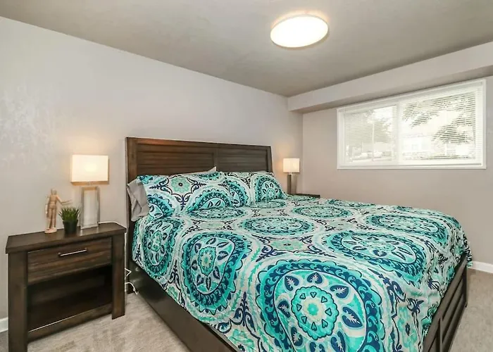 Holly Second Floor 2 King Beds